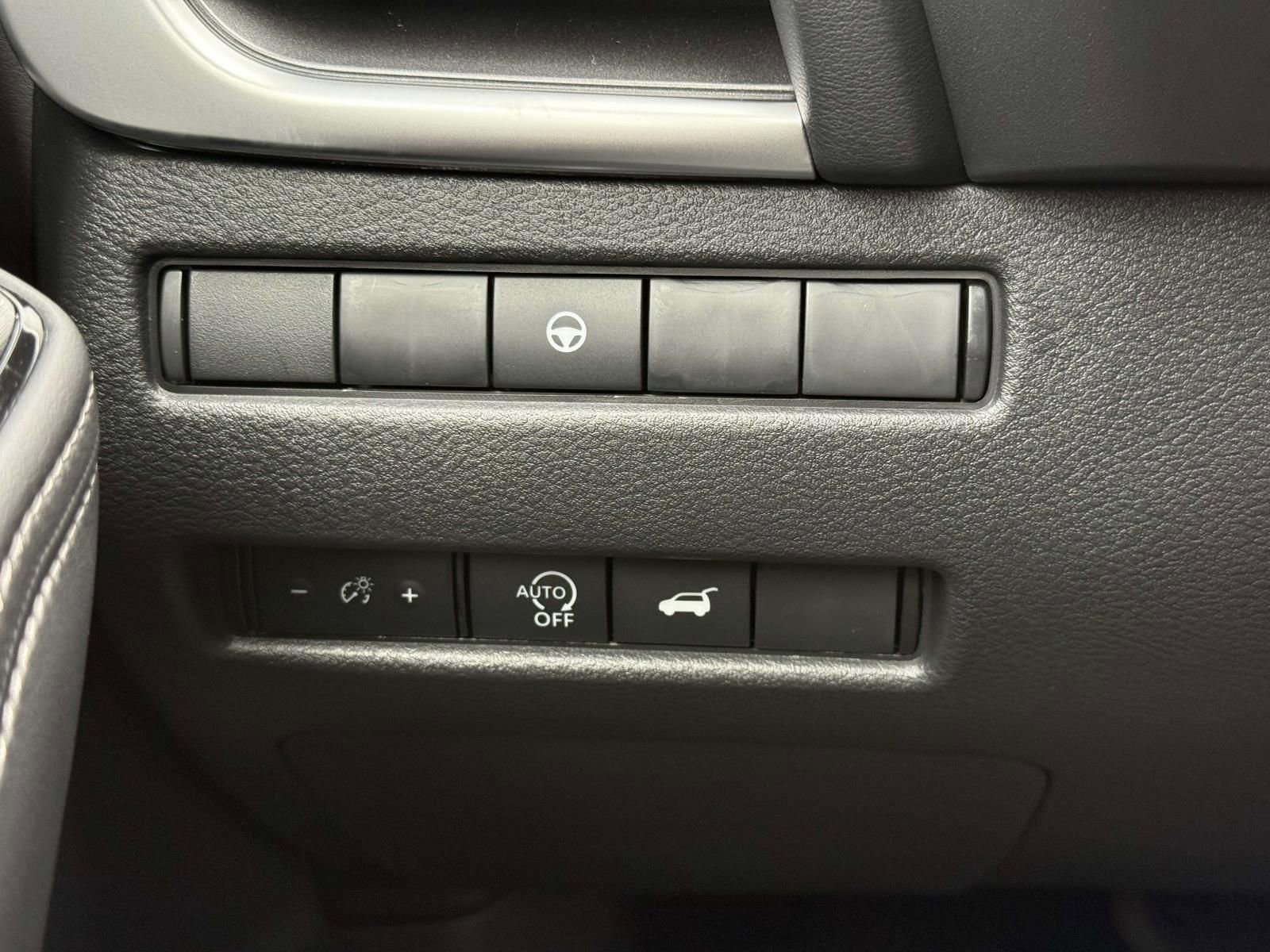 New 2026 Nissan Rogue SV image 18