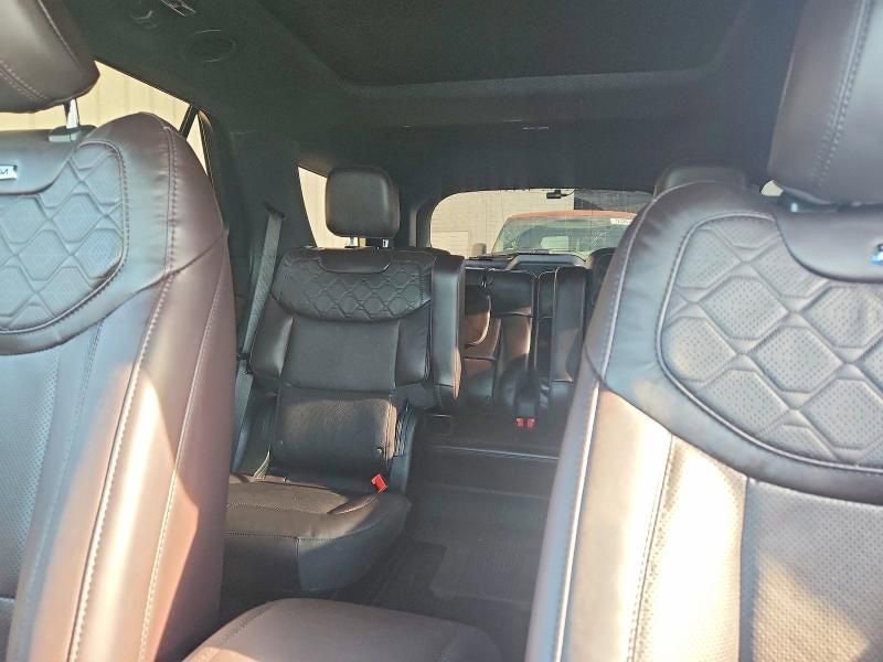 Used 2025 Ford Explorer Platinum w/ Ultimate Package image 10