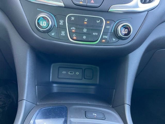 Certified 2024 Chevrolet Equinox LT FWD image 28