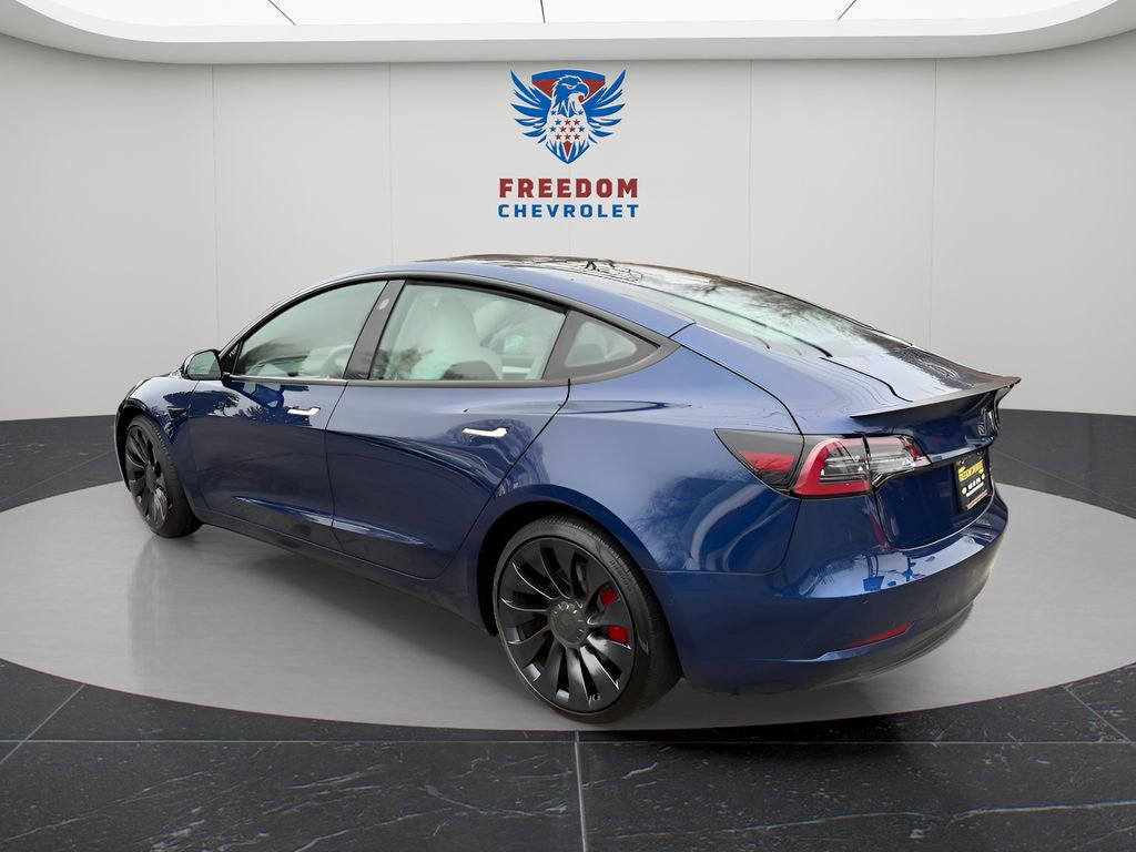 Used 2022 Tesla Model 3 Performance image 4