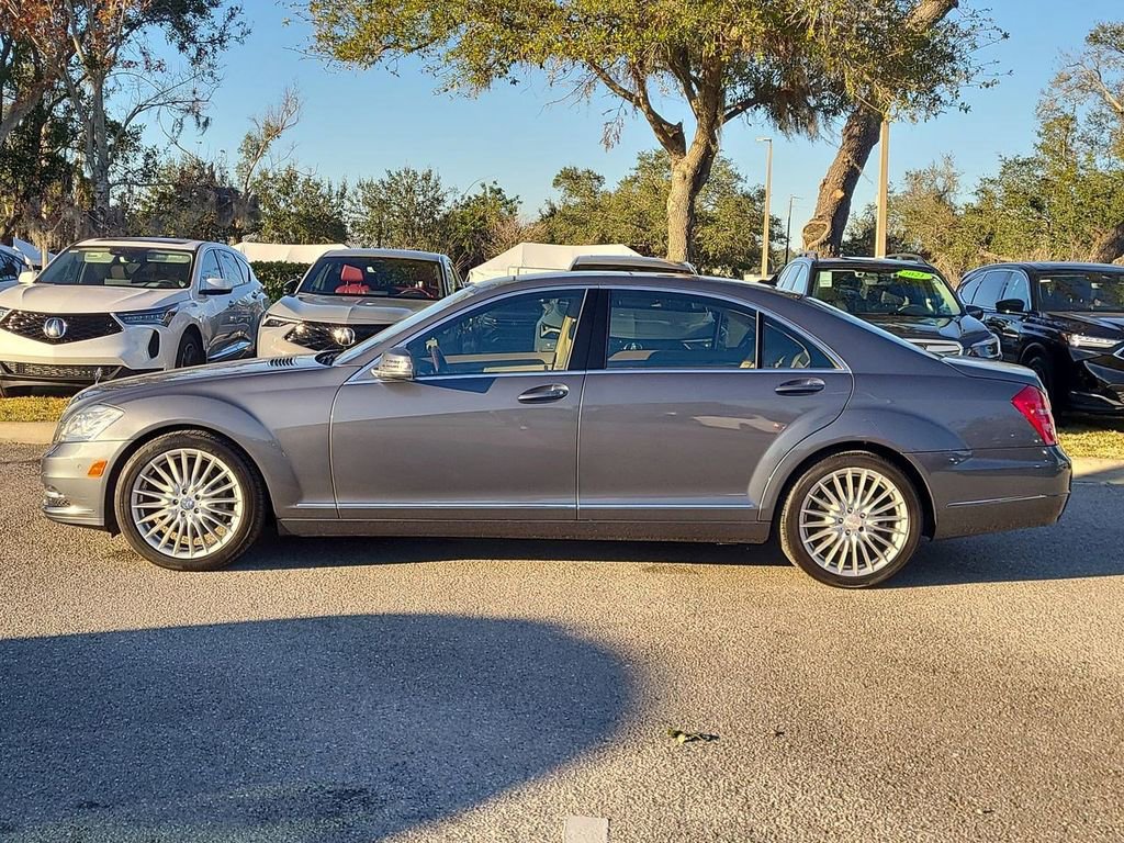 Used 2010 Mercedes-Benz S 550 4MATIC image 14