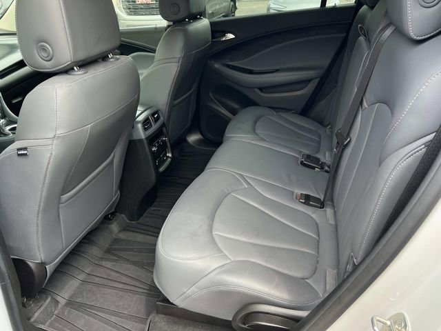 Used 2019 Buick Envision Essence FWD image 14