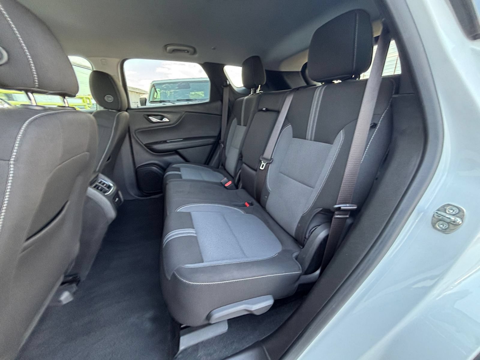 Used 2023 Chevrolet Blazer LT FWD image 38