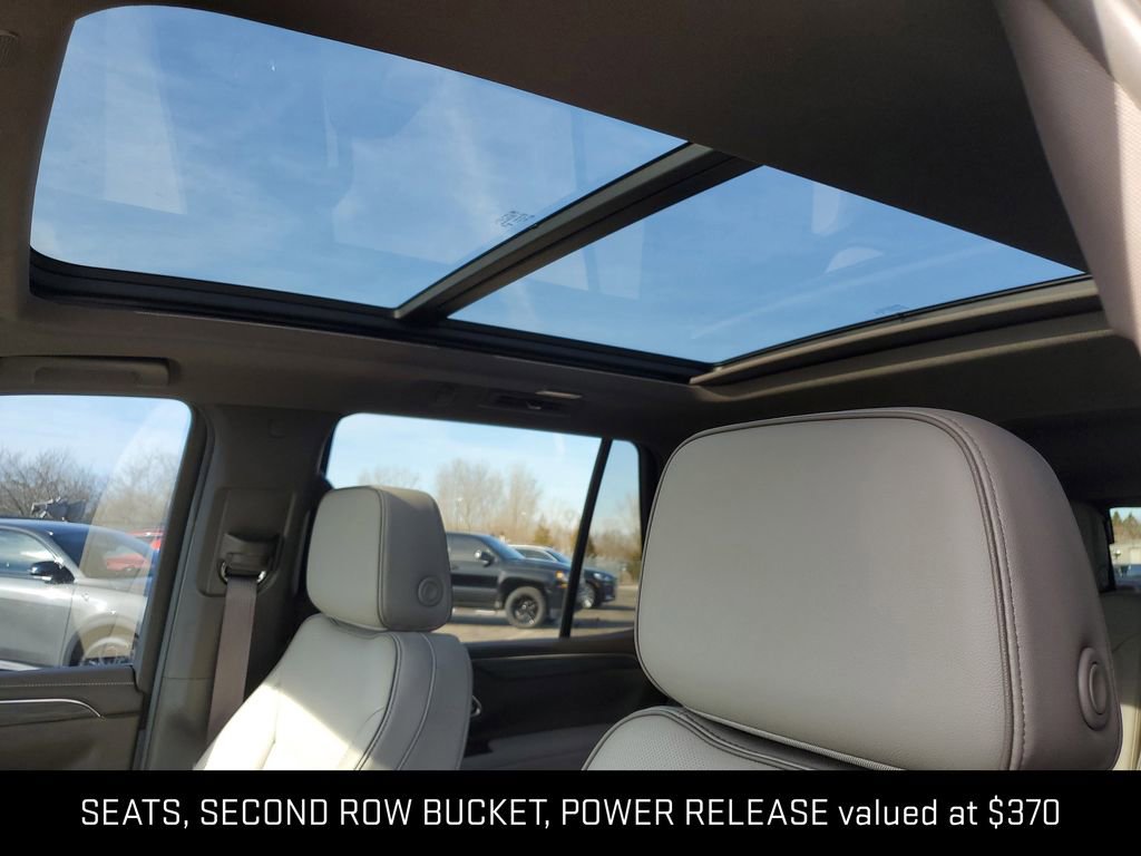 Certified 2024 GMC Yukon SLT w/ SLT Luxury Package image 7
