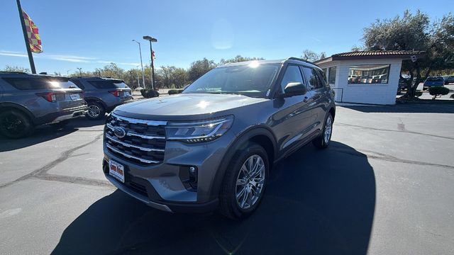 New 2026 Ford Explorer Active w/ Active Comfort Package image 1