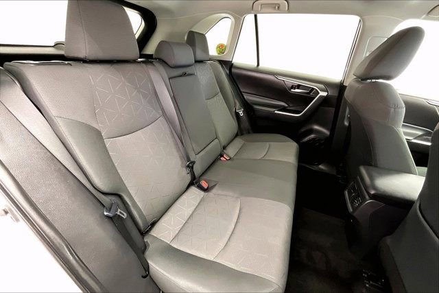 Used 2024 Toyota RAV4 XLE AWD/4WD image 19