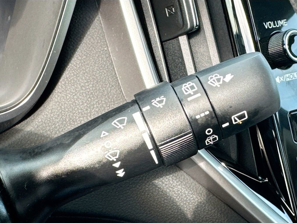 Certified 2023 Subaru Ascent Premium w/ Convenience Package image 16