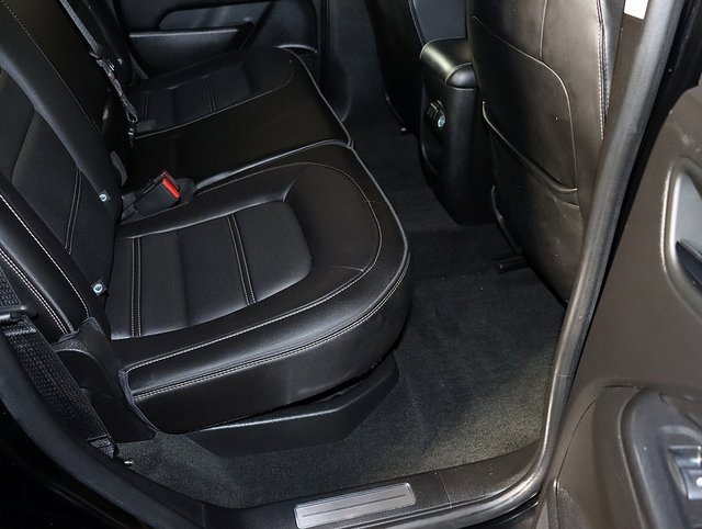 Used 2017 GMC Canyon Denali image 29