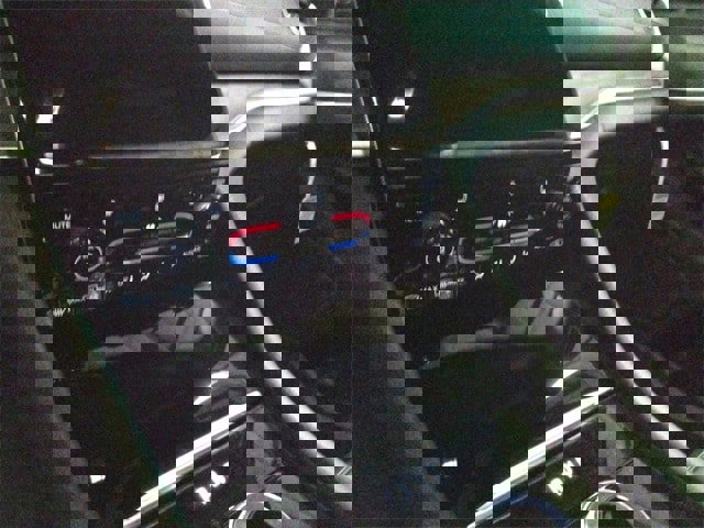 New 2025 Jeep Grand Cherokee Limited w/ Trailer Tow Package image 33