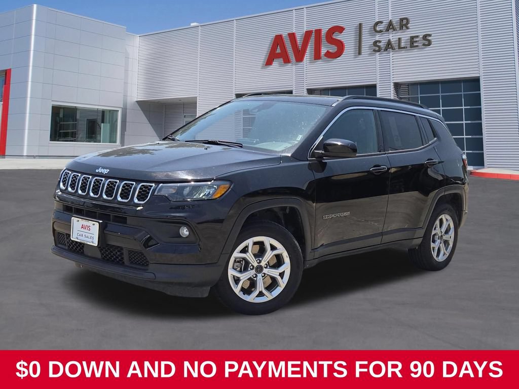 Used 2025 Jeep Compass Latitude w/ Sun & Sound Group AWD/4WD image 1