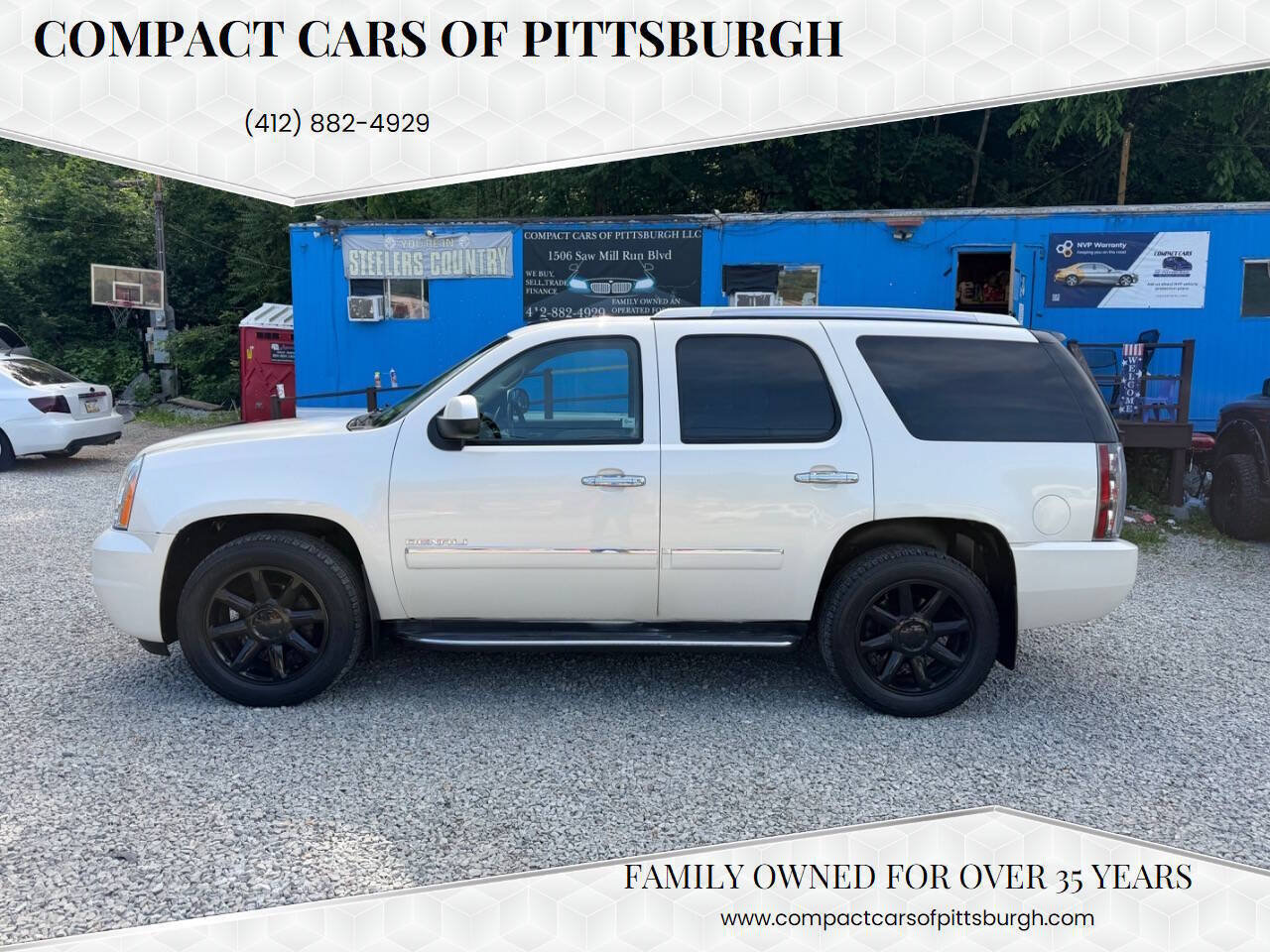 Used 2011 GMC Yukon Denali AWD/4WD image 1