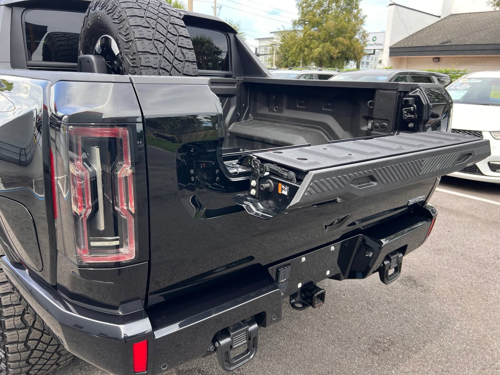 Used 2024 GMC Hummer EV 3X w/ Battery Pack, 24 Module Pack AWD/4WD image 25