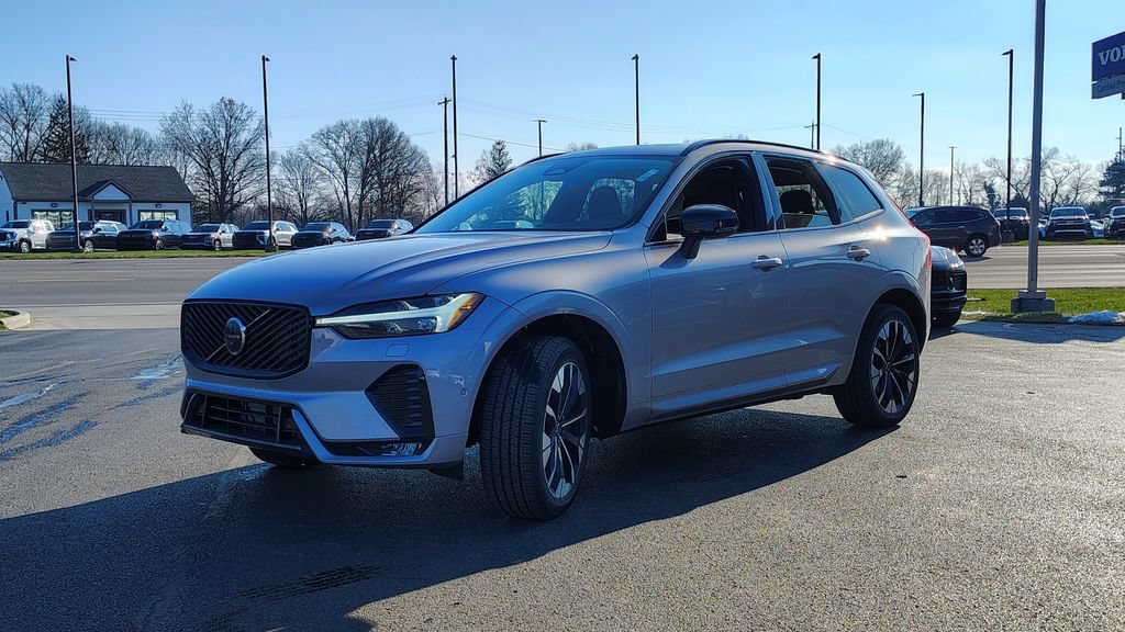 New 2026 Volvo XC60 B5 Plus w/ Protection Package Premier AWD/4WD image 6