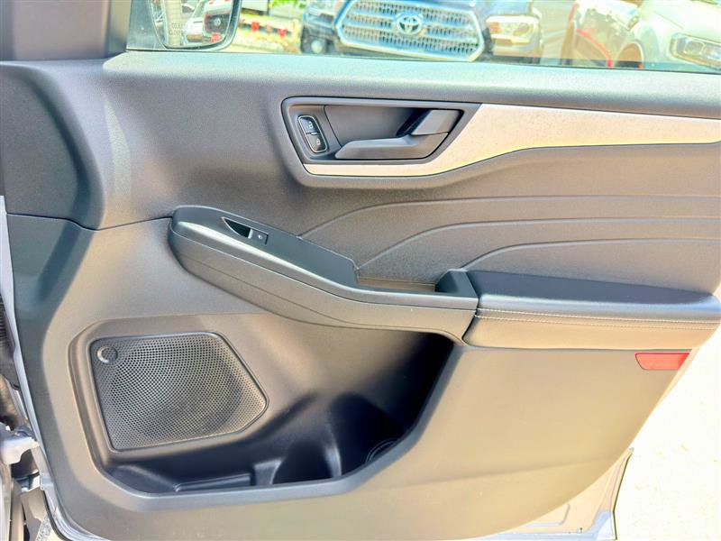 Used 2022 Ford Escape SE AWD/4WD image 26