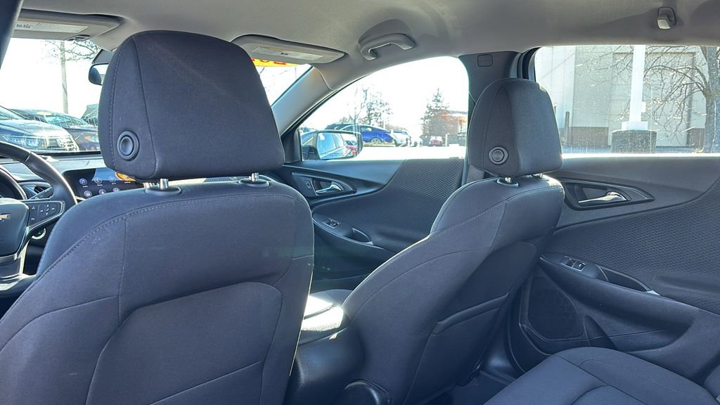 Used 2024 Chevrolet Malibu RS image 32
