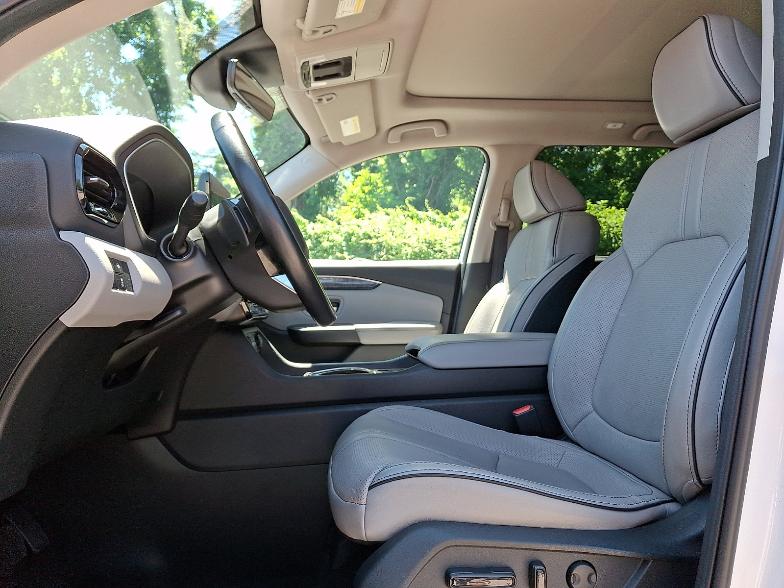 Used 2024 Honda Pilot Elite image 14