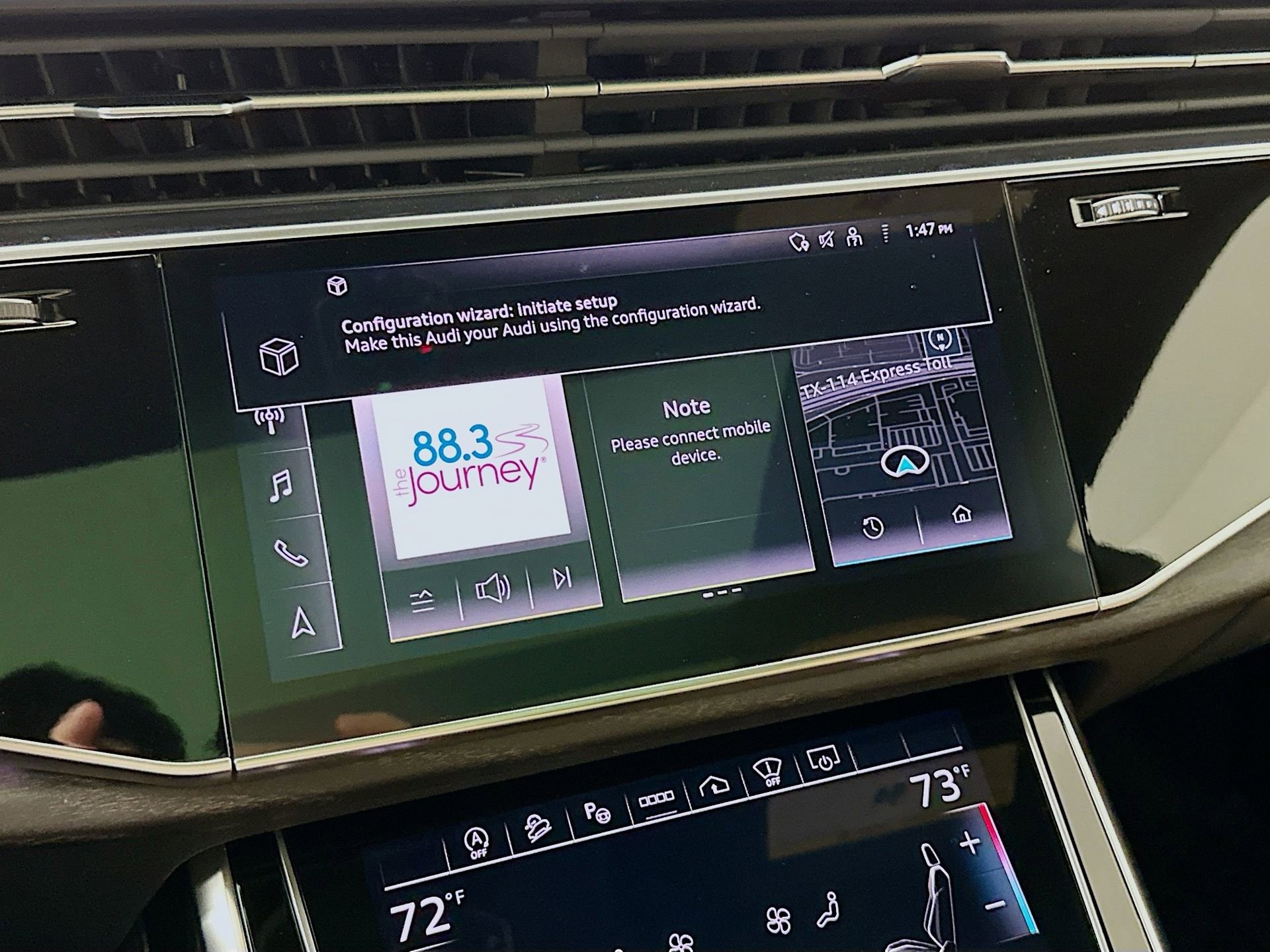 Used 2023 Audi Q8 Prestige w/ Prestige Package image 16