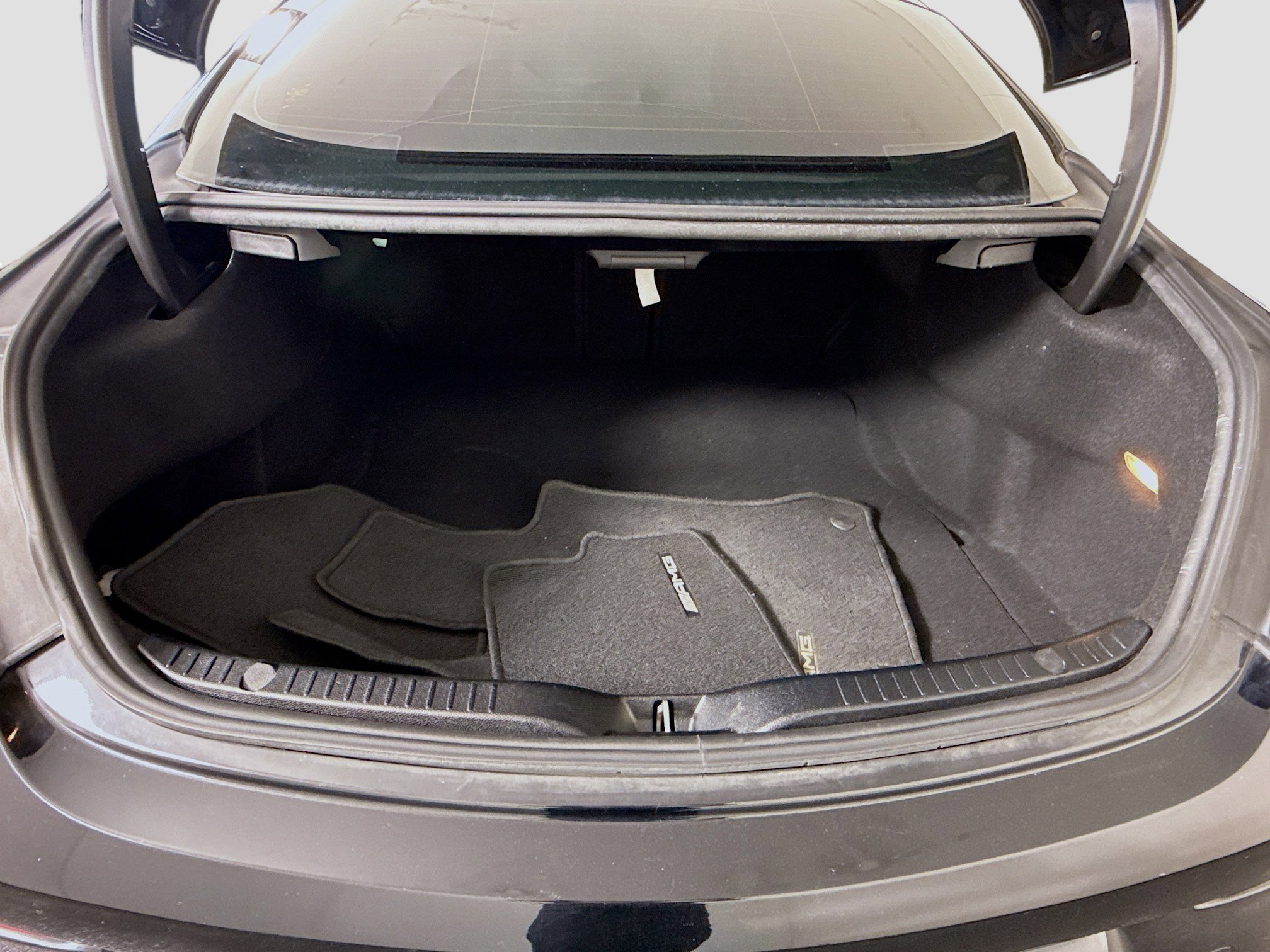 Used 2018 Mercedes-Benz C 300 Coupe image 32