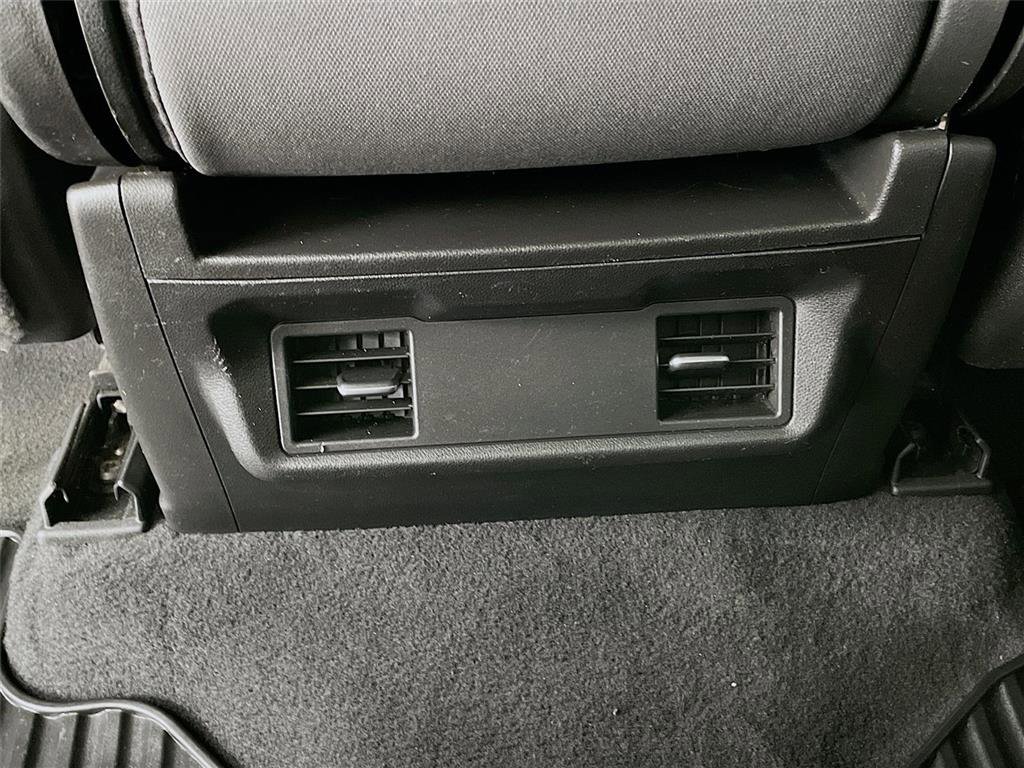 Used 2023 Chevrolet Silverado 1500 Custom image 26