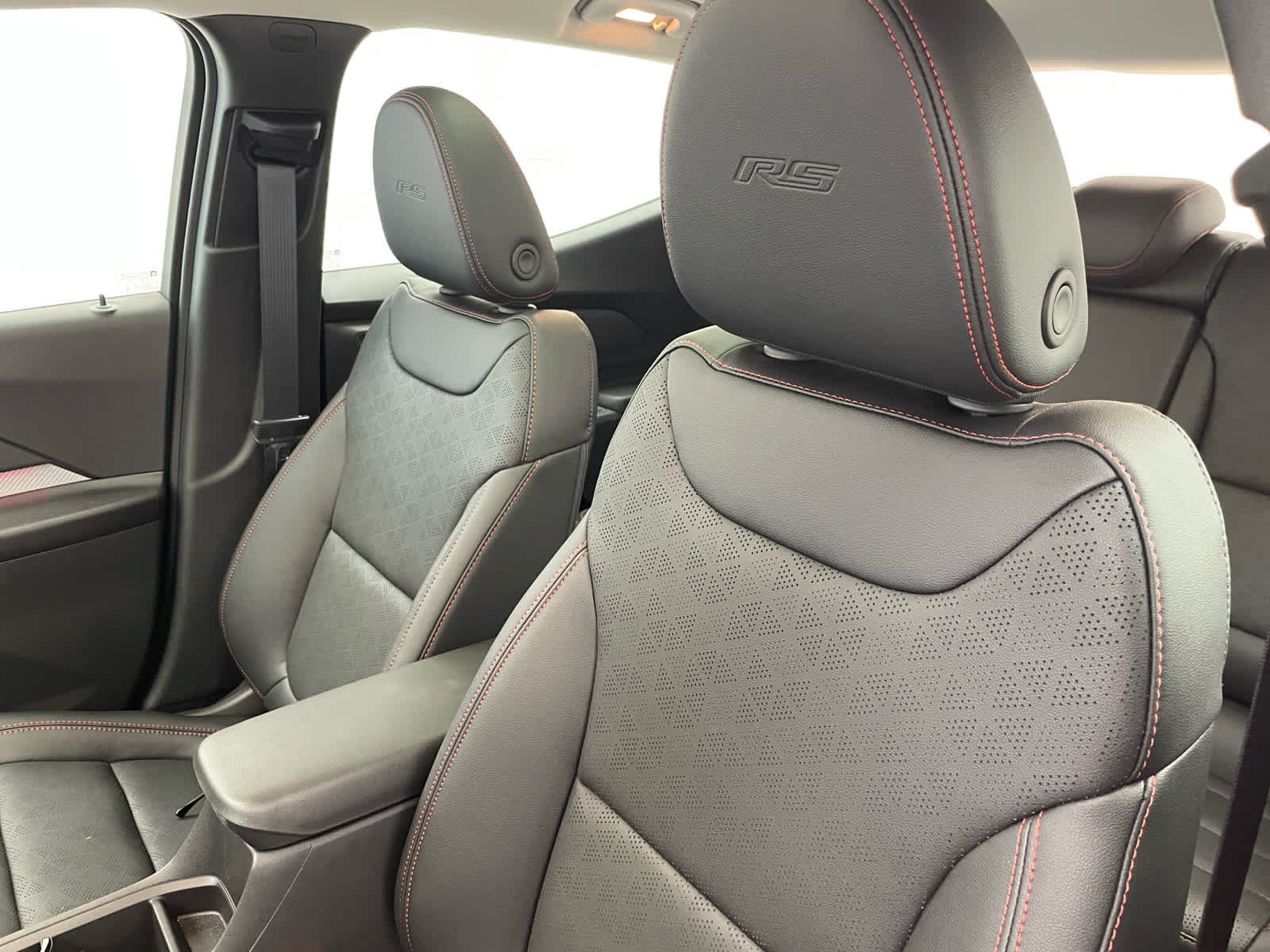 New 2027 Chevrolet Bolt RS w/ Technology Package FWD image 10