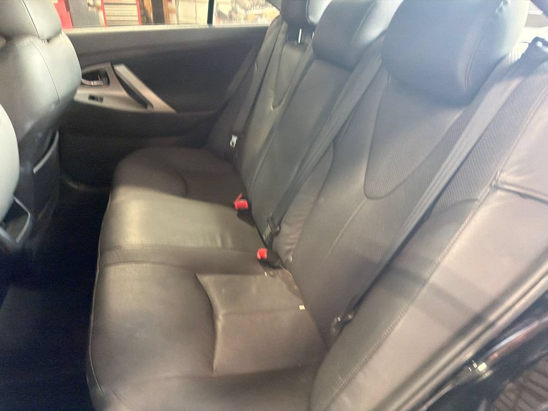 Used 2010 Toyota Camry SE FWD image 12