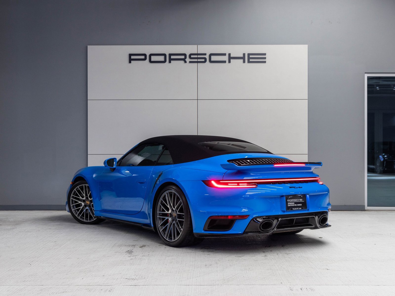 Certified 2023 Porsche 911 Turbo image 3