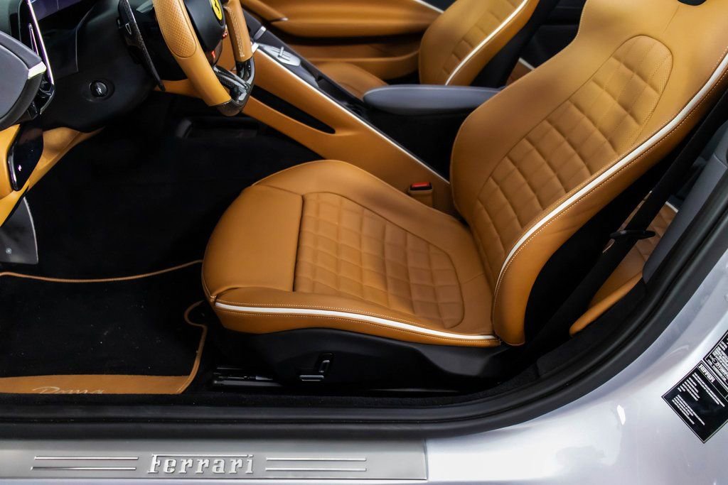 Certified 2025 Ferrari Roma Spider image 43