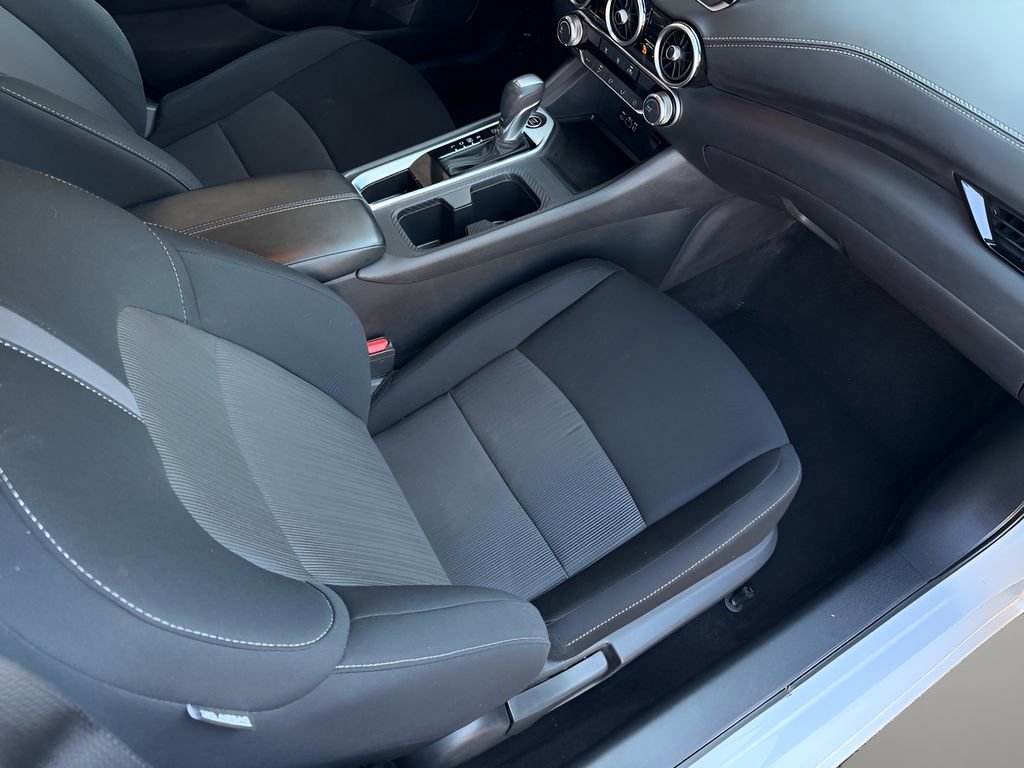 Used 2023 Nissan Sentra SV image 24