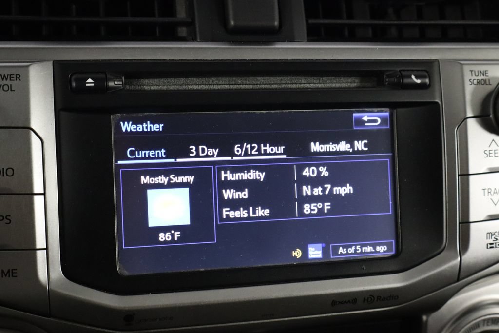 Used 2018 Toyota 4Runner SR5 Premium AWD/4WD image 34