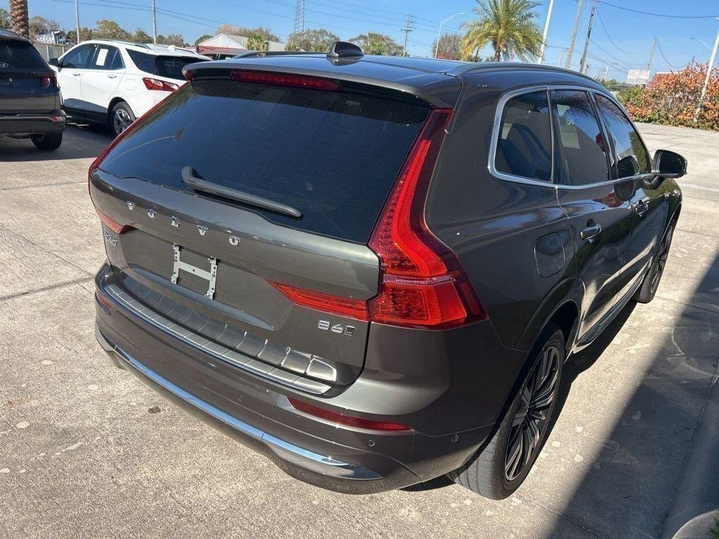 Used 2022 Volvo XC60 B6 Inscription w/ Advanced Package image 7