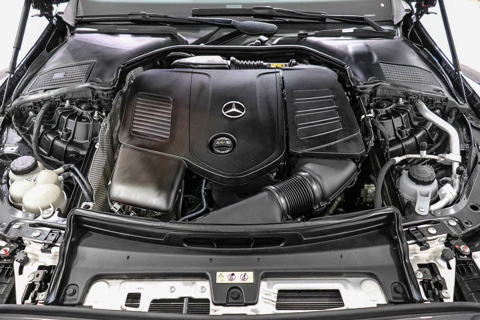 Used 2023 Mercedes-Benz C 300 Sedan image 30