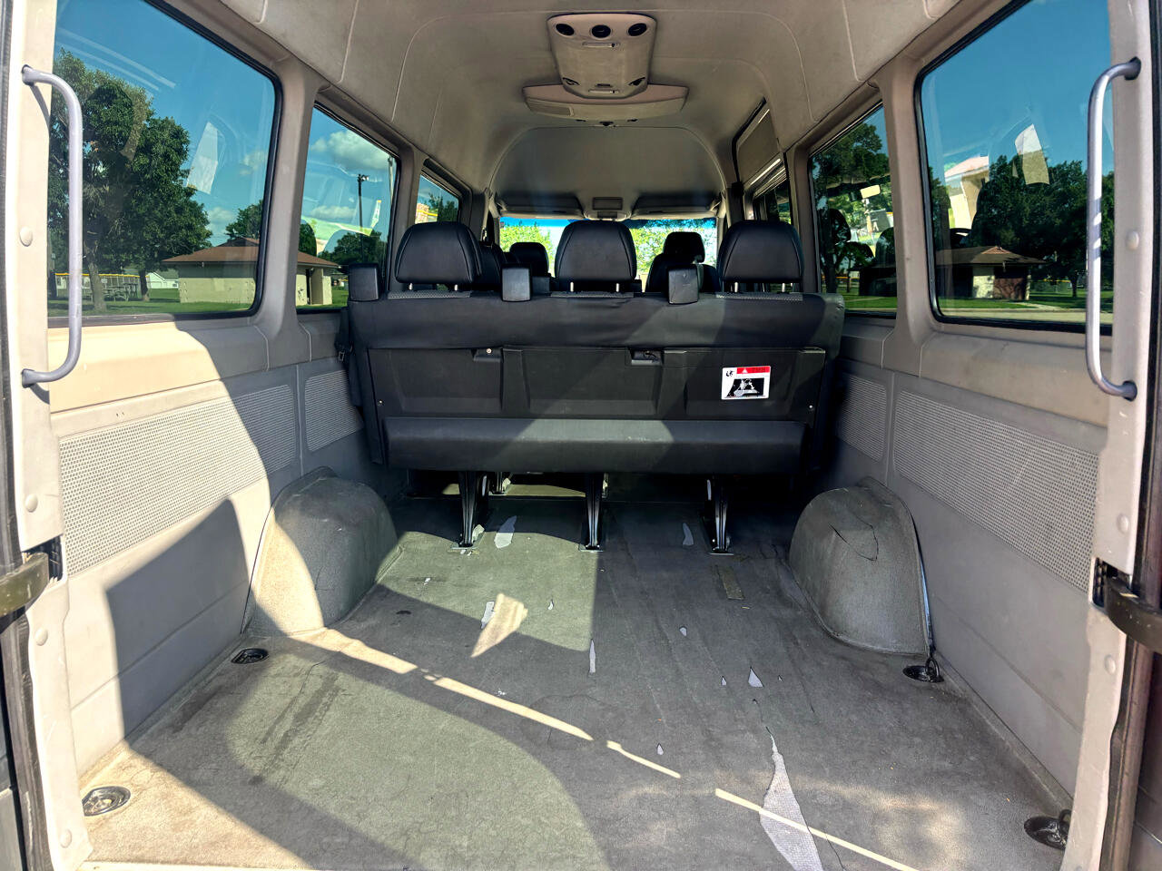 Used 2007 Dodge Sprinter 2500 w/ Cooling Group image 37