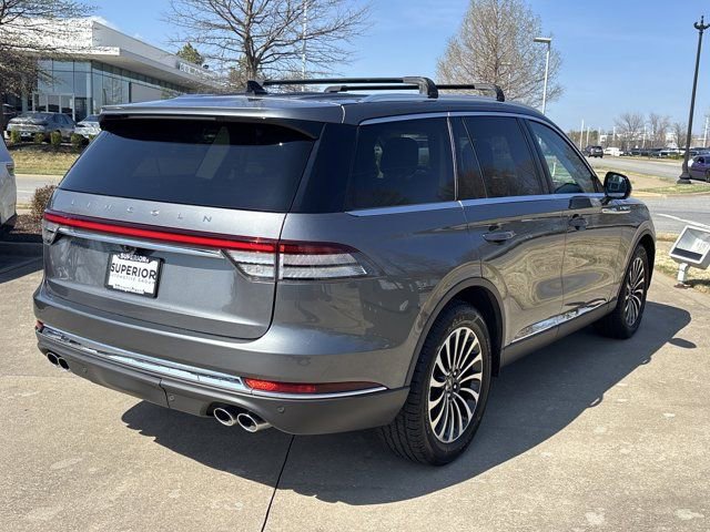 Used 2023 Lincoln Aviator Reserve w/ Elements Package Plus AWD/4WD image 3