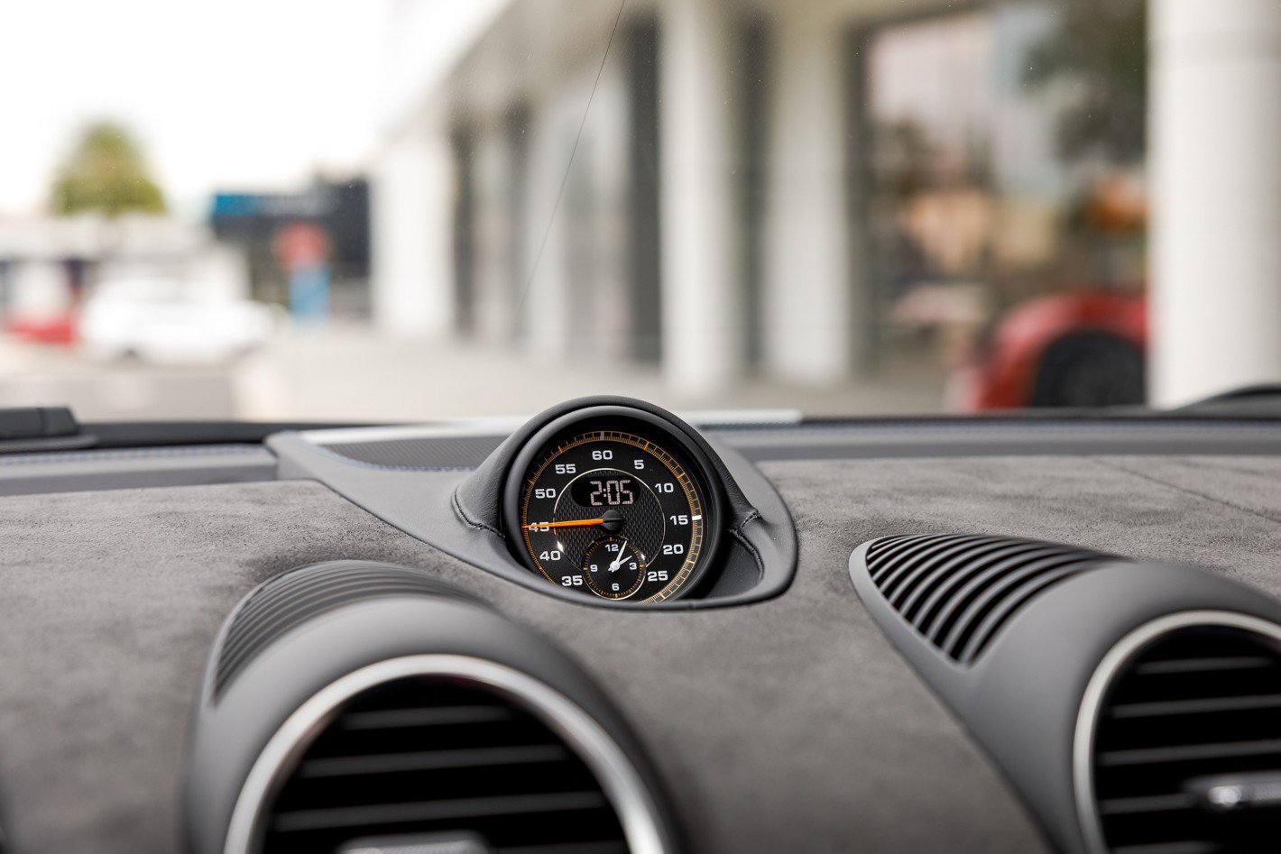 Used 2025 Porsche 718 Cayman GT4 RS image 37