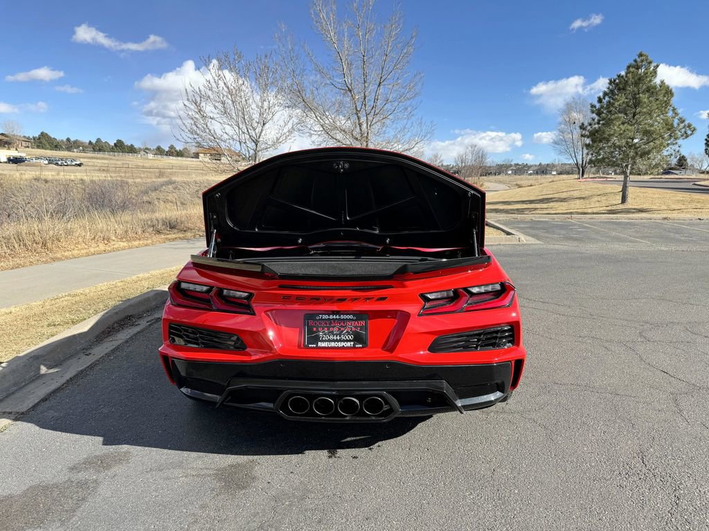 Used 2025 Chevrolet Corvette Z06 image 8