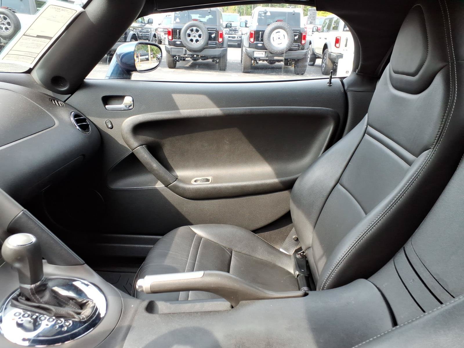 Used 2007 Pontiac Solstice Convertible w/ Premium Package RWD image 20