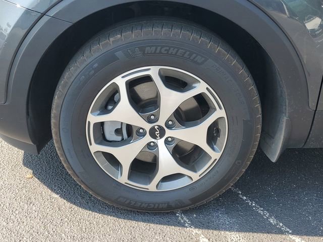 Used 2022 Kia Telluride EX image 5