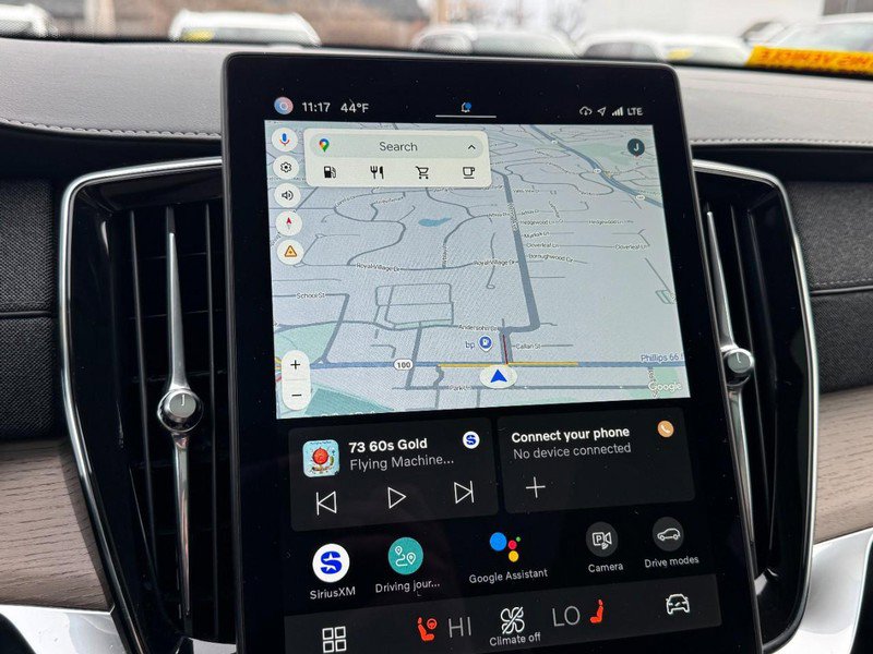 Certified 2025 Volvo XC90 B5 Plus image 21