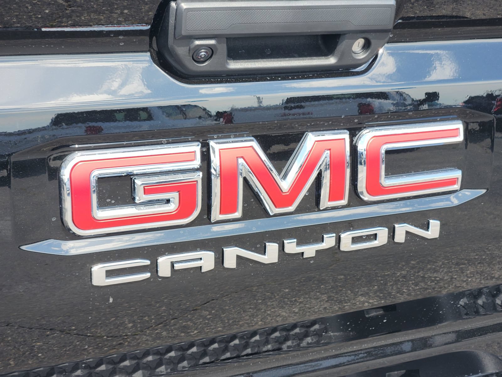 New 2026 GMC Canyon Elevation w/ Convenience Package RWD image 12