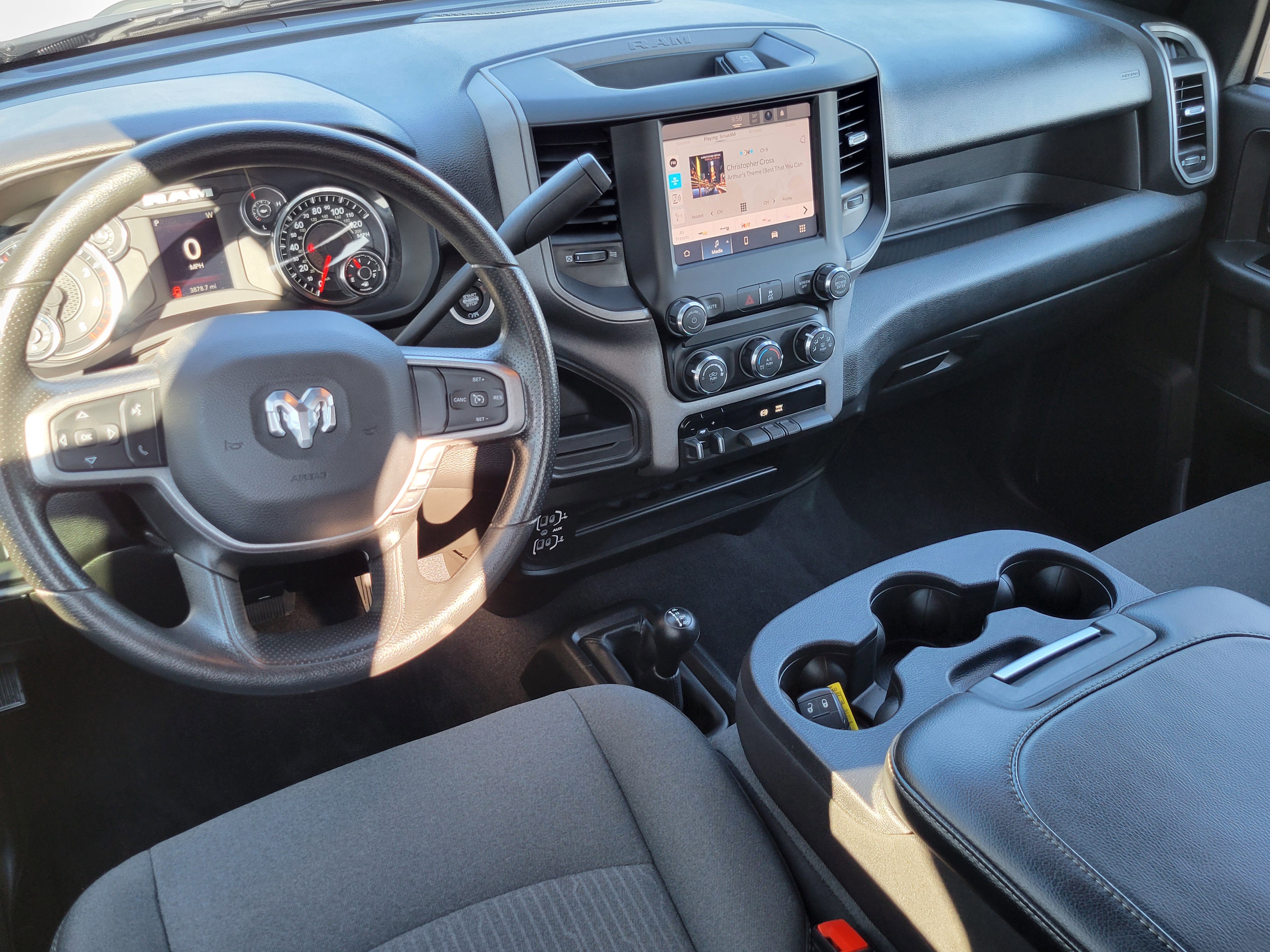 Used 2024 RAM 2500 Tradesman w/ Chrome Appearance Group image 18