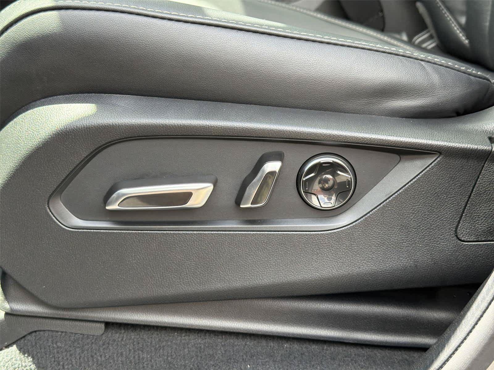 Certified 2023 Acura MDX FWD w/ Technology Package image 24