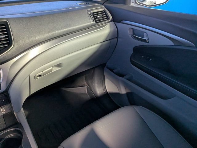 Certified 2021 Honda Pilot Special Edition image 16