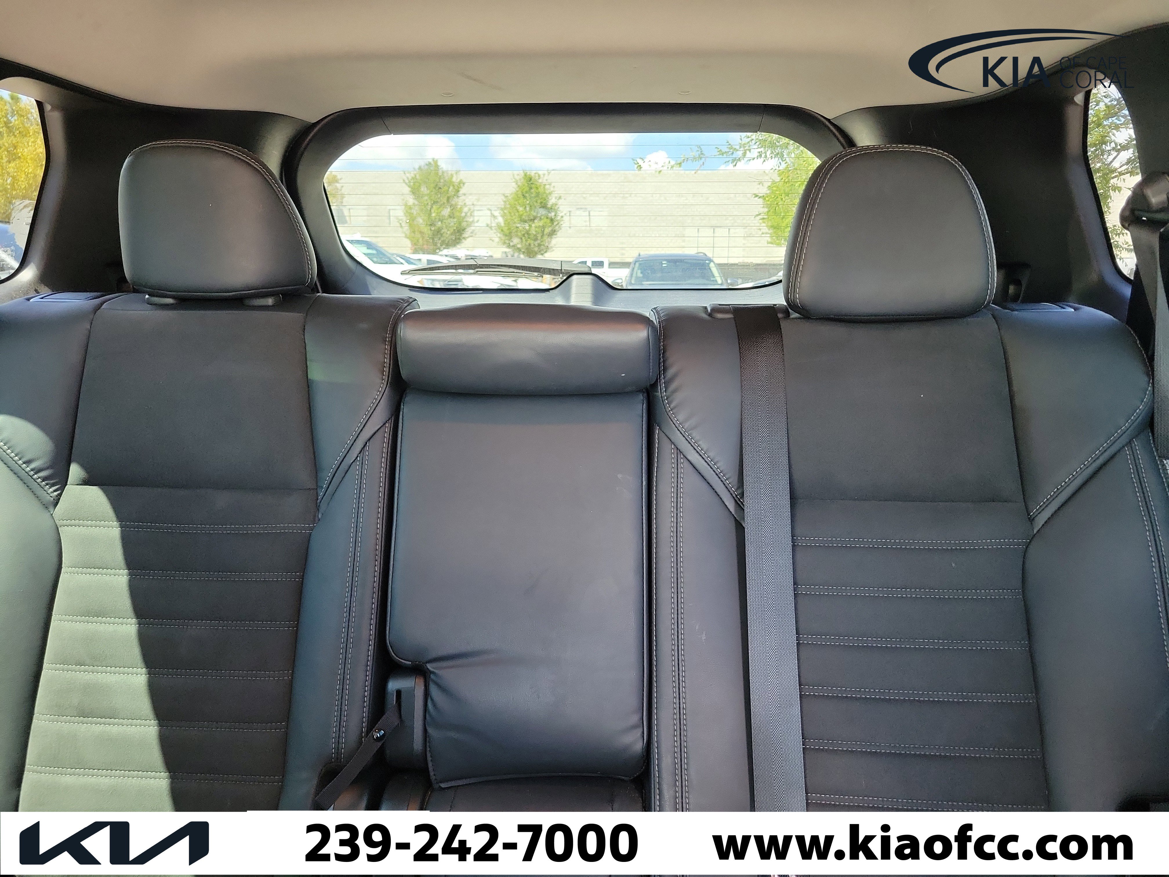 Used 2023 Mitsubishi Outlander SE Black Edition FWD image 8