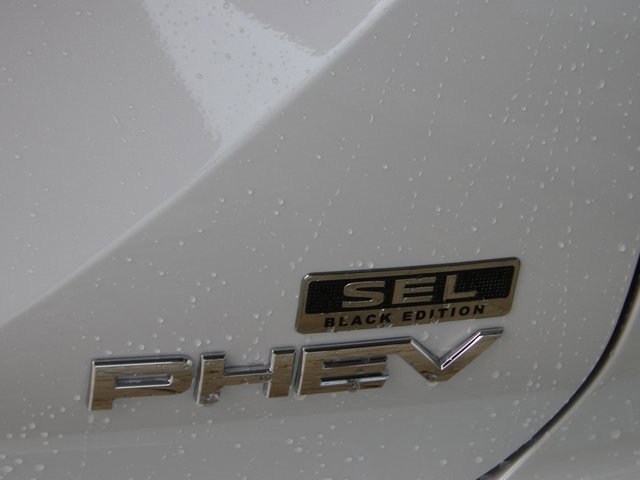 New 2025 Mitsubishi Outlander SEL Black Edition image 9