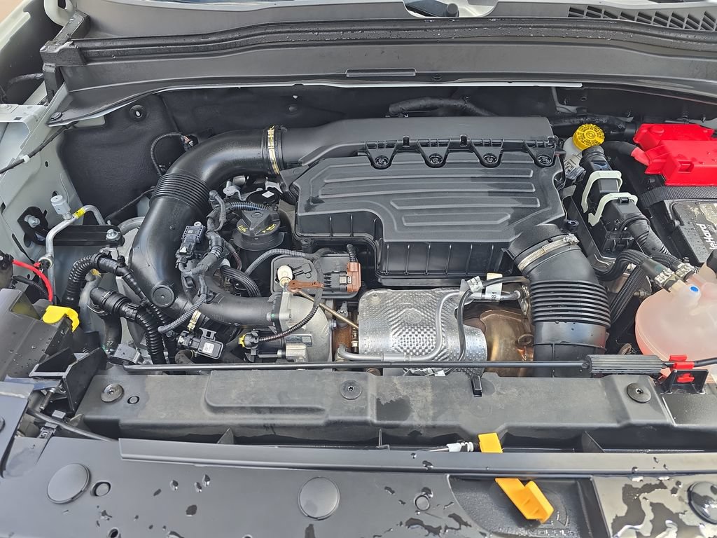 Used 2023 Jeep Renegade Latitude AWD/4WD image 23