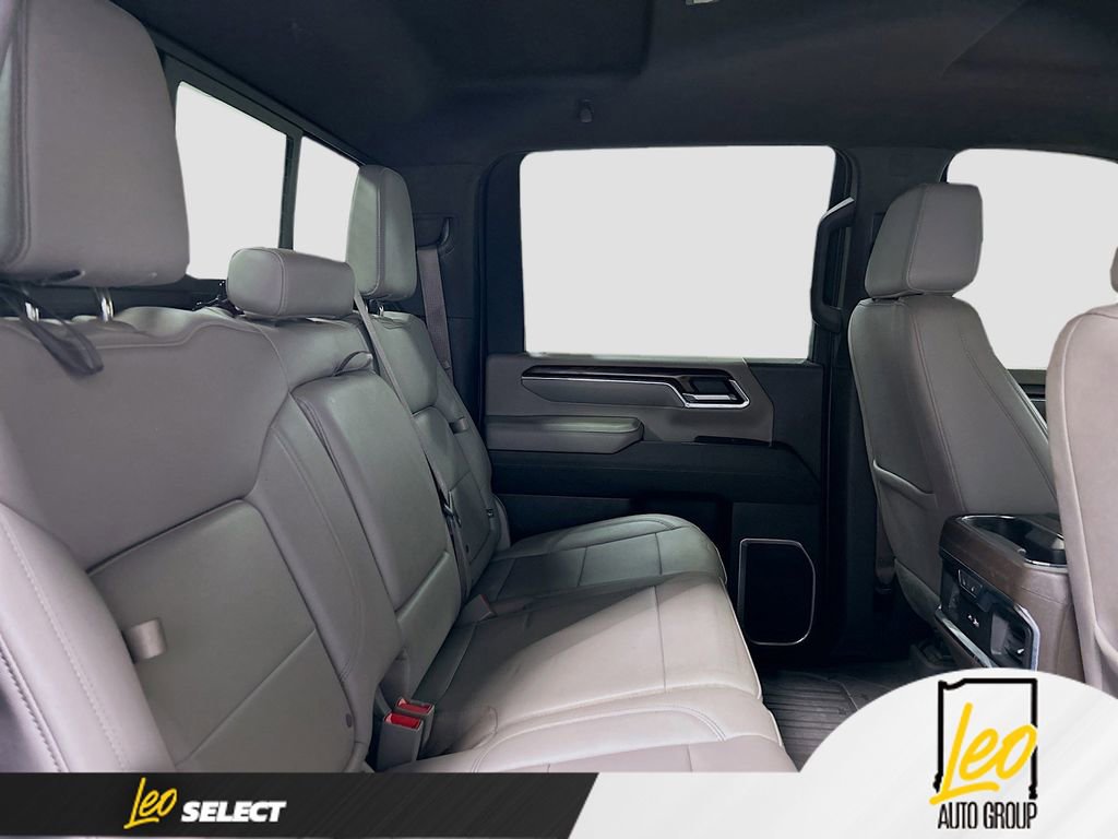 Used 2024 GMC Sierra 2500 SLT w/ SLT Premium Package image 28