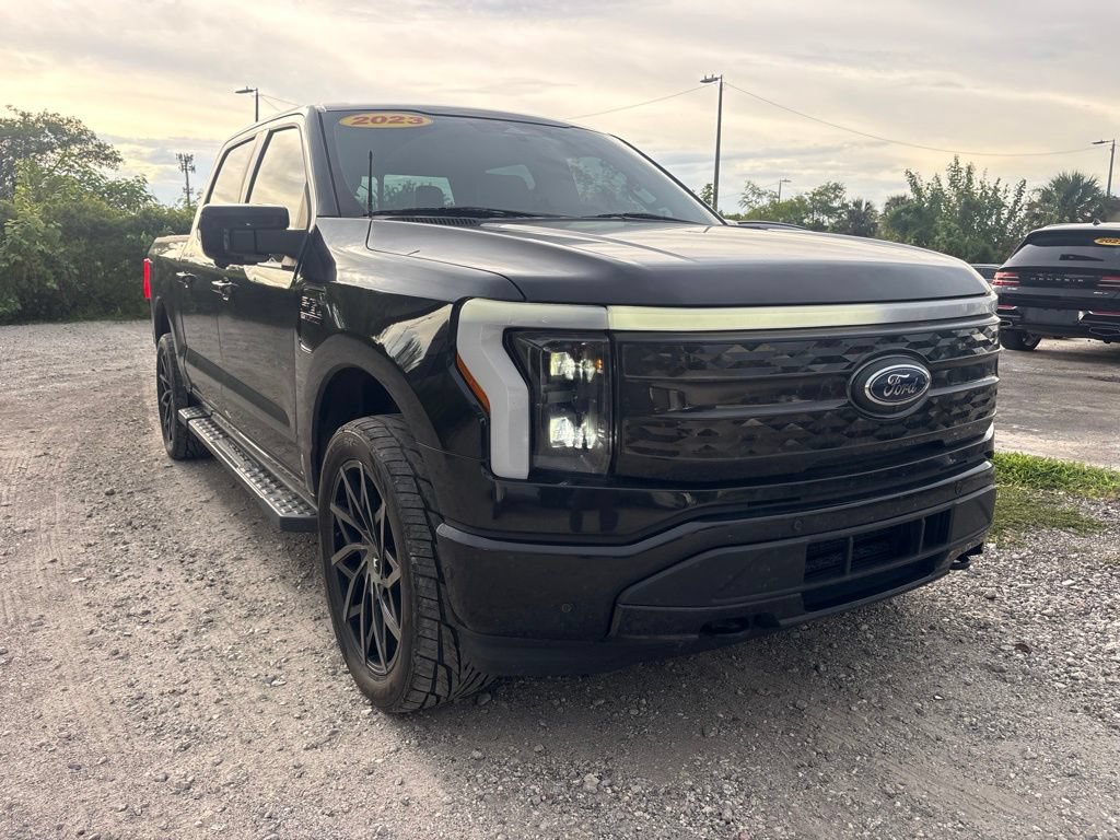 Used 2023 Ford F150 Lightning Lariat AWD/4WD image 1