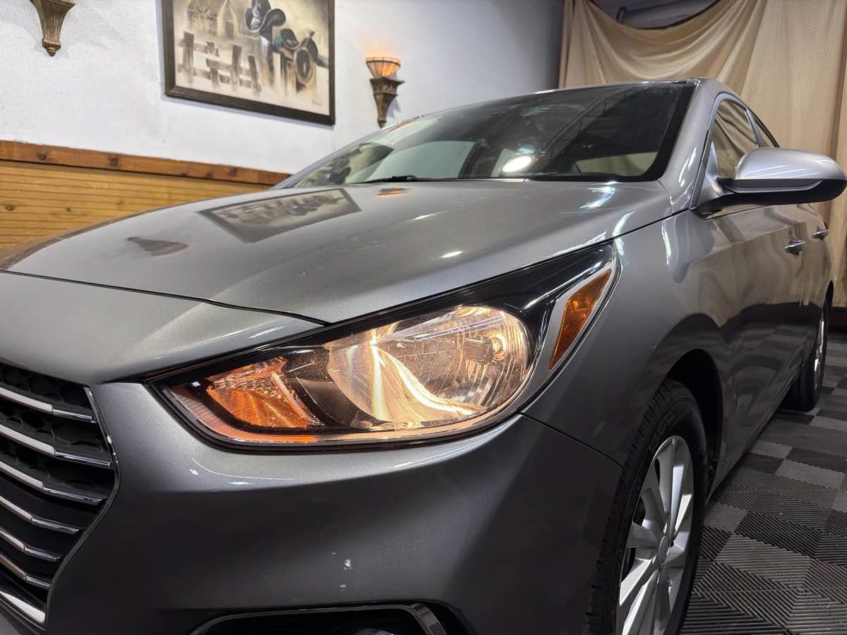 Used 2021 Hyundai Accent SEL w/ Cargo Package FWD image 8