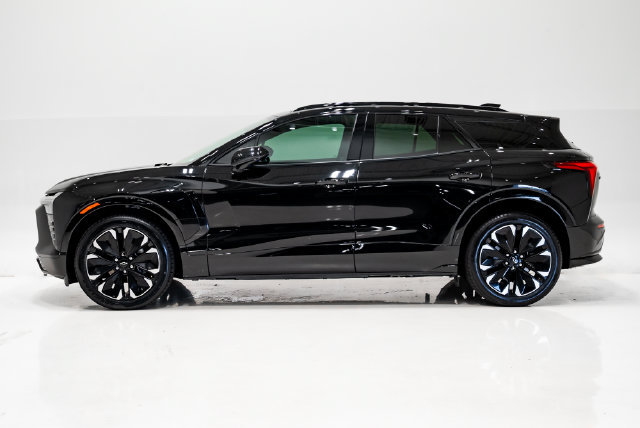 Used 2024 Chevrolet Blazer EV RS AWD/4WD image 28