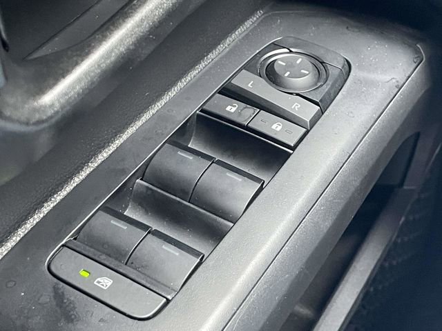 Used 2025 Toyota Tacoma SR5 w/ SR5 Upgrade Package image 27